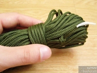 thumbs_paracord